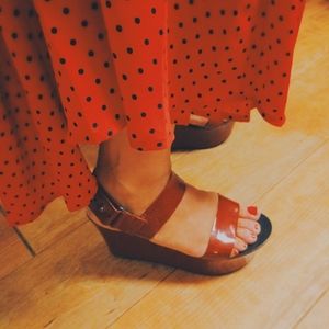 🆅🅴🆁🅰    🆆🅰🅽🅶    🅿🅻🅰🆃🅵🅾🆁🅼 🆂🅷🅾🅴